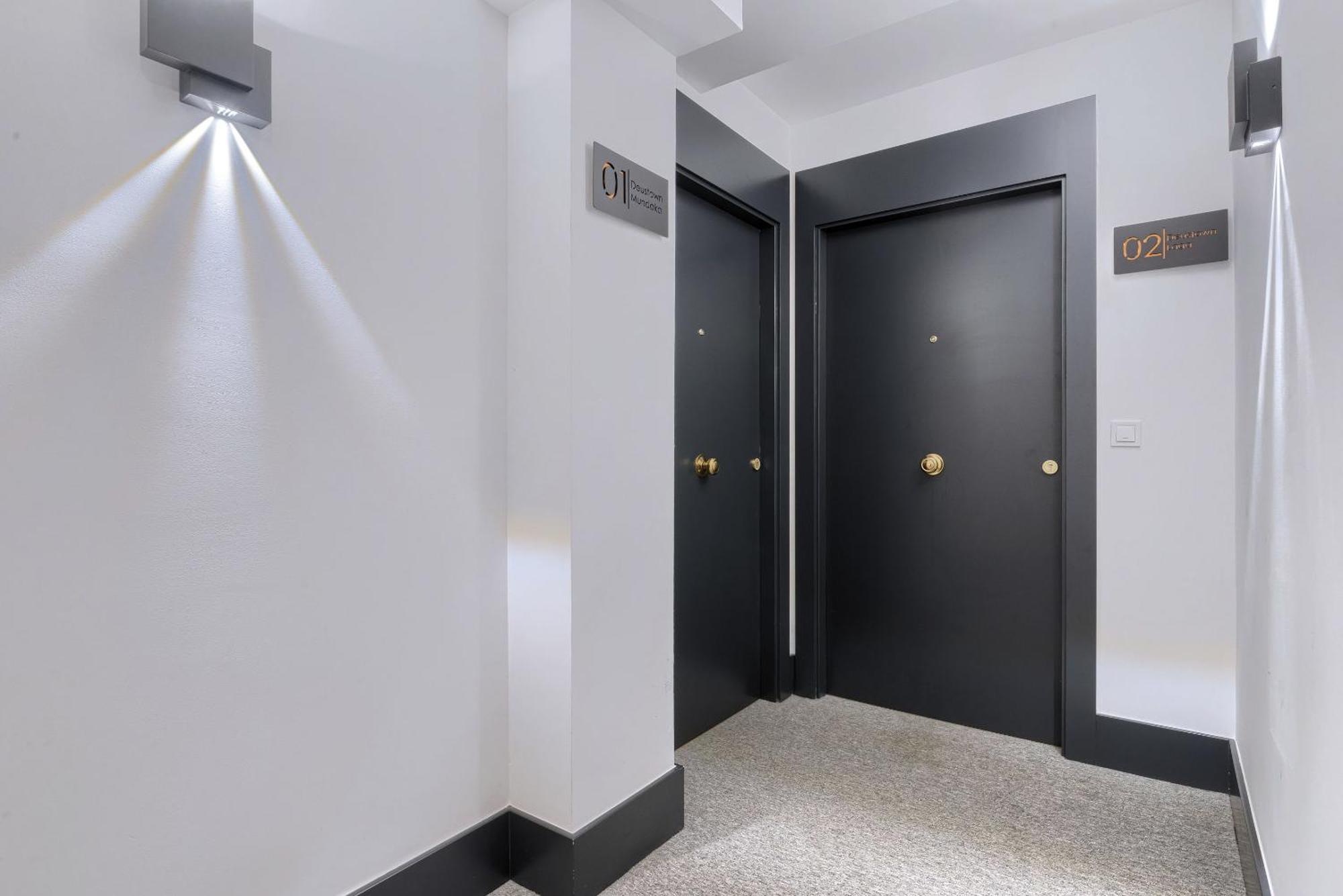 Deustown Apartamentos Бильбао Экстерьер фото