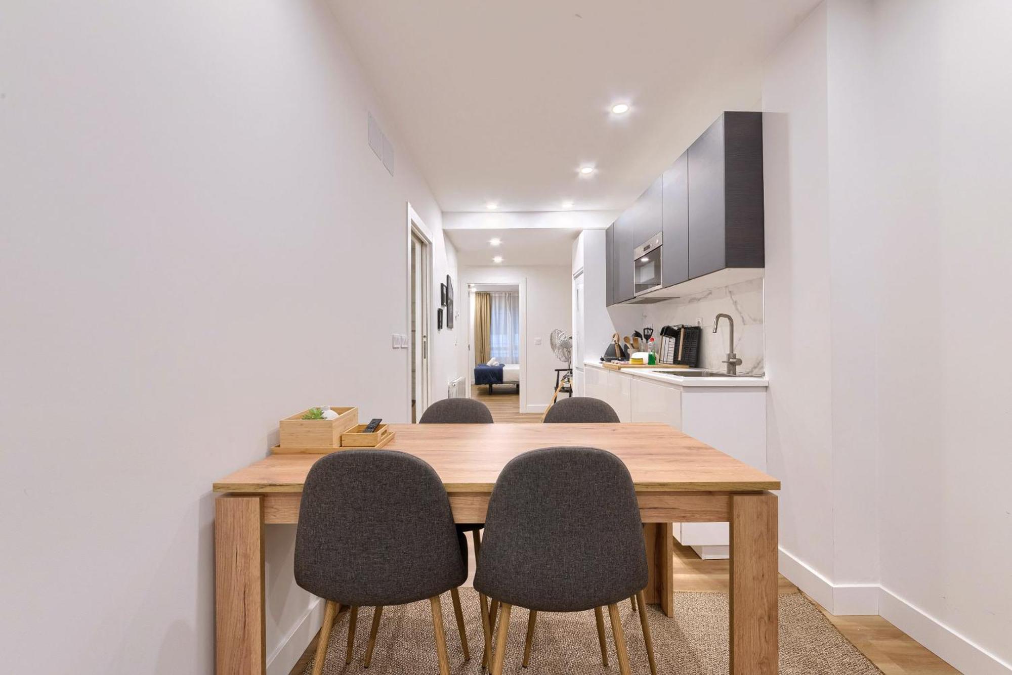 Deustown Apartamentos Бильбао Экстерьер фото
