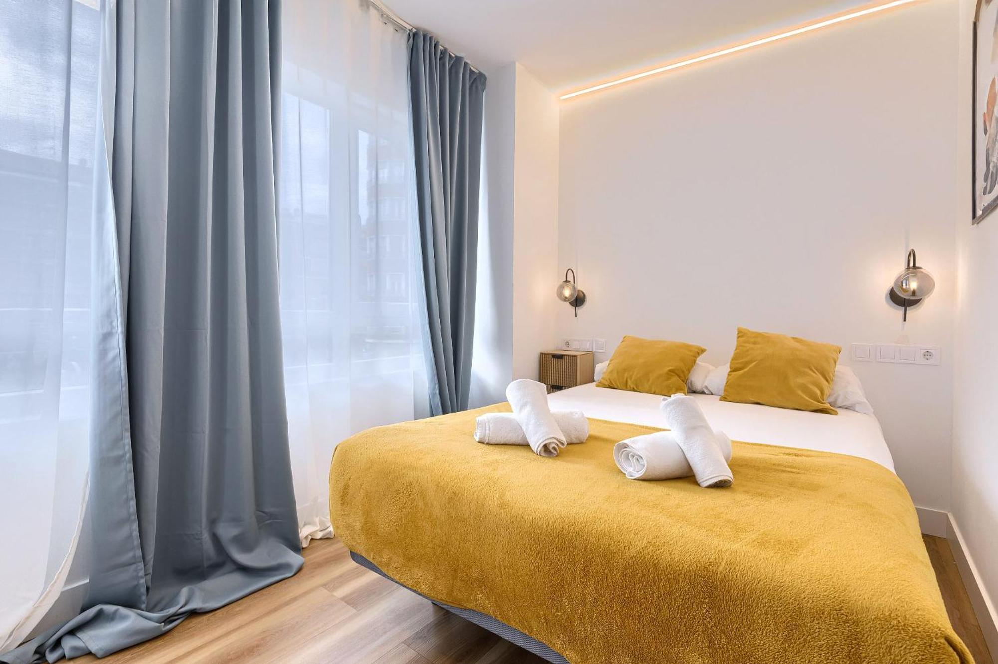 Deustown Apartamentos Бильбао Экстерьер фото