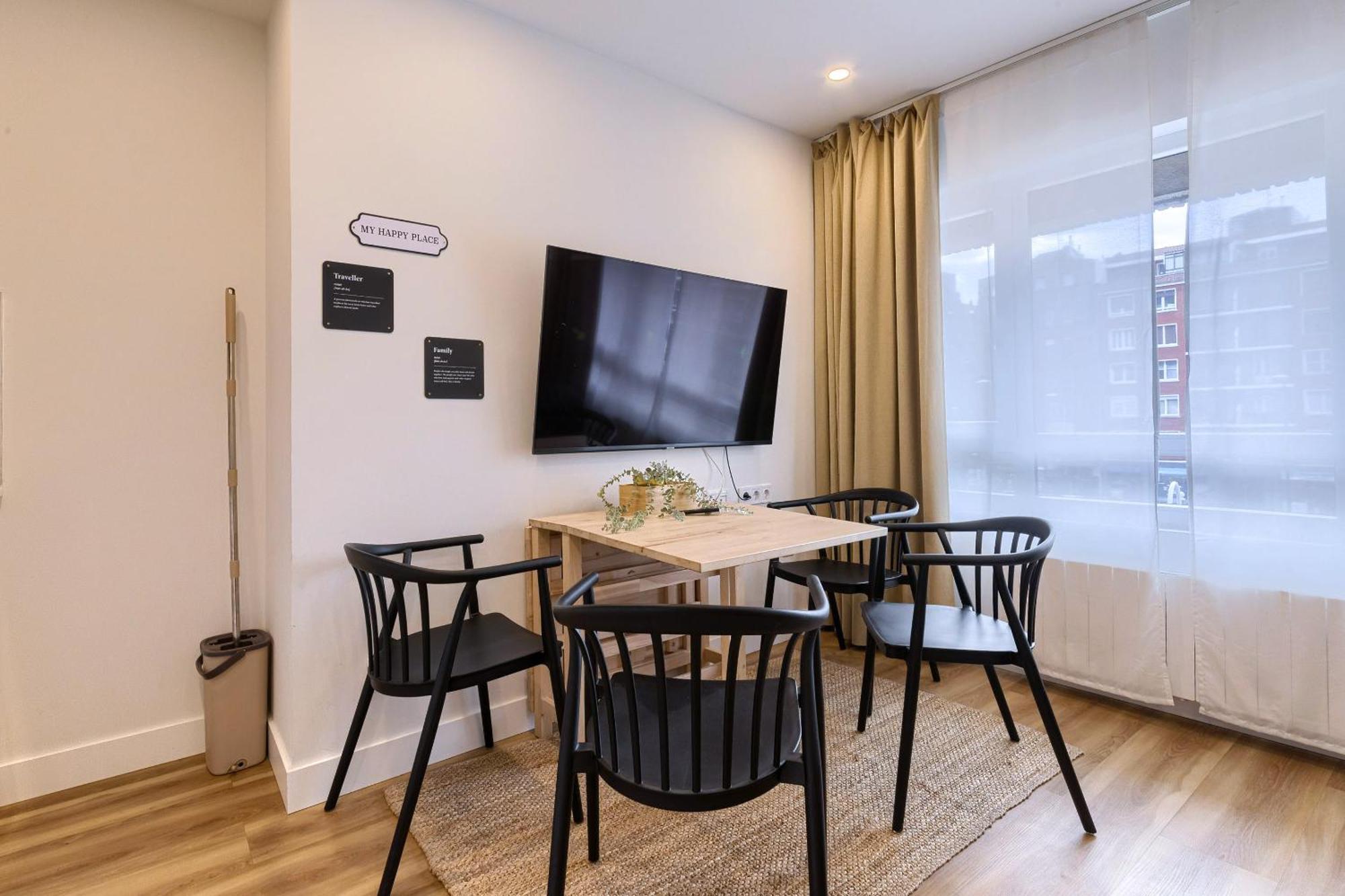 Deustown Apartamentos Бильбао Экстерьер фото